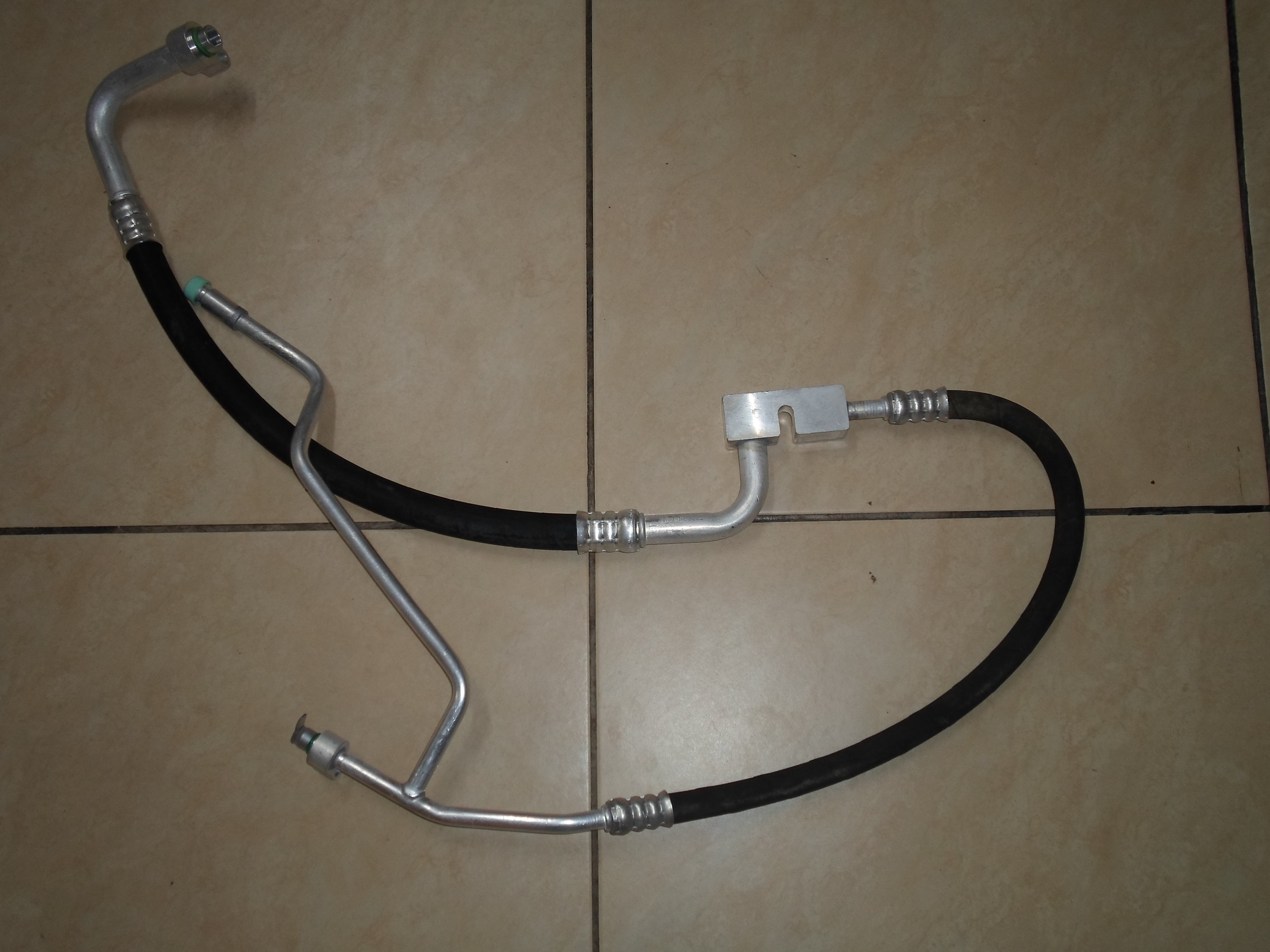 צינור מזגן כפול פורד קונקט 2010+